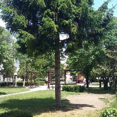 Rakovski 13 Apartment