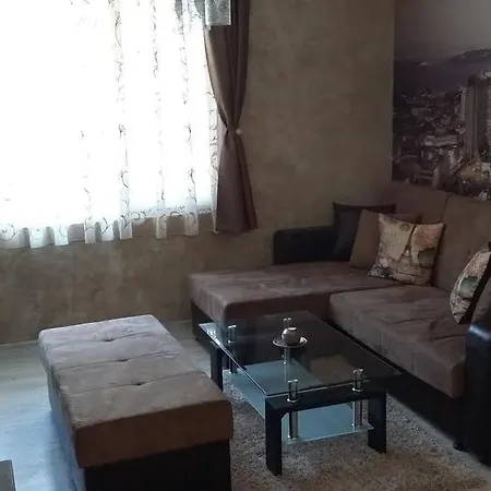 Rakovski 13 Apartment